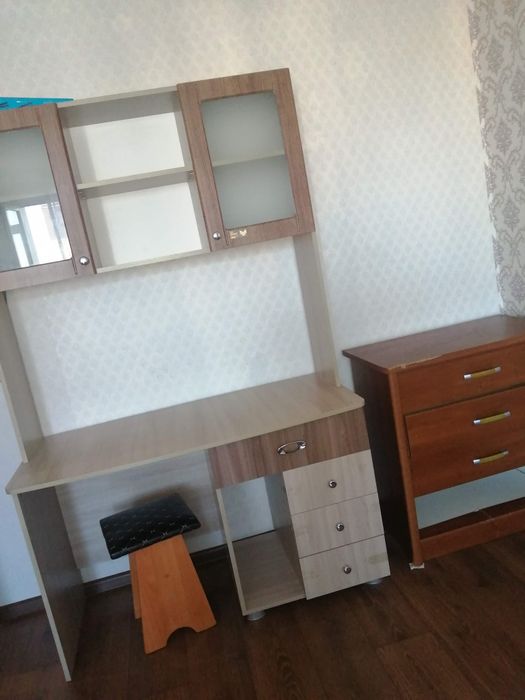 Возьму на поселение девушку. Квартира  двухкомнатная, в 5 мкр..Без хоз