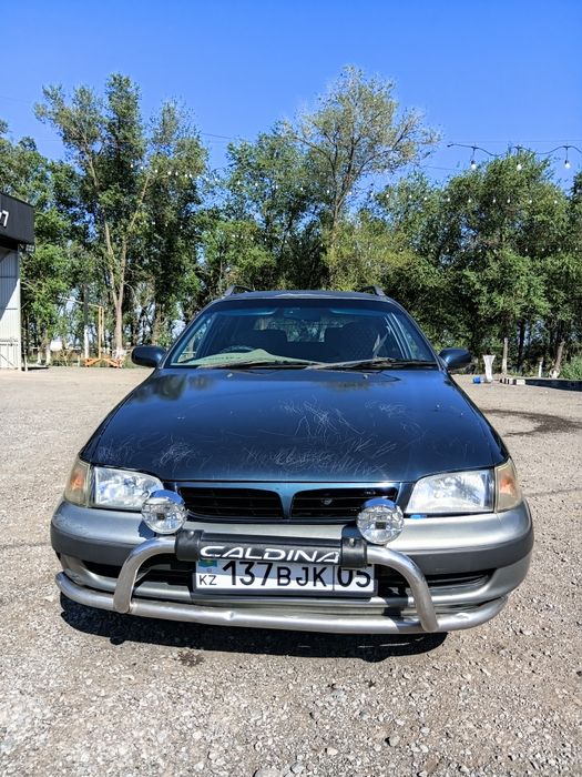 Продам автомобиль тойота калдина