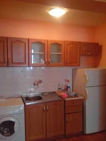 Дава се под наем Двустаен апартамент в Бургас, Славейков - 65 кв.м за 195 € - Снимка #4