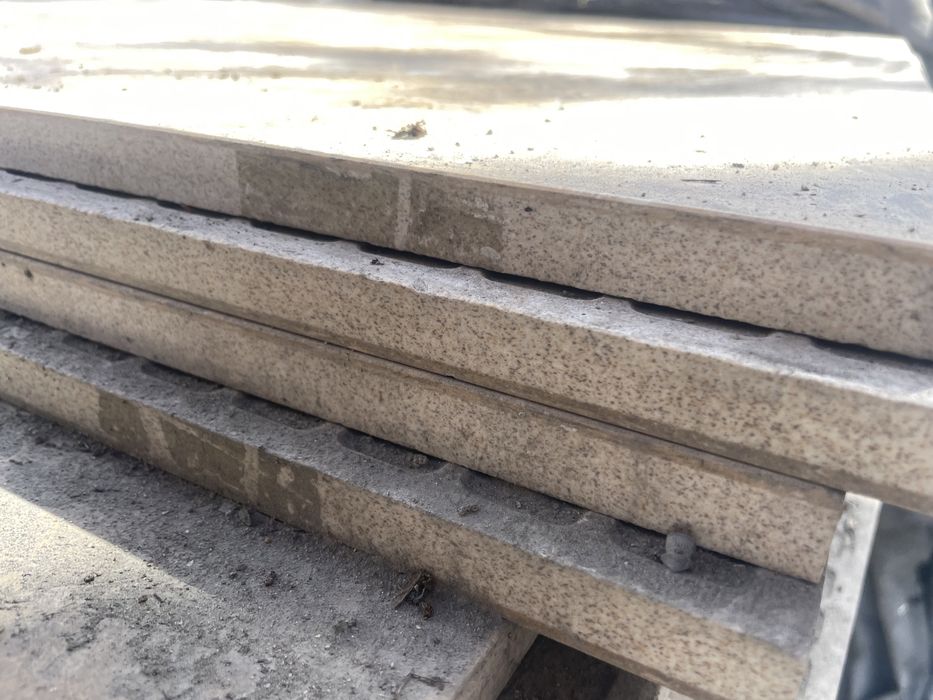 Керама гранит ( под мрамор )