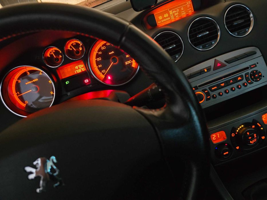 PEUGEOT 308 2009 — imagine 4