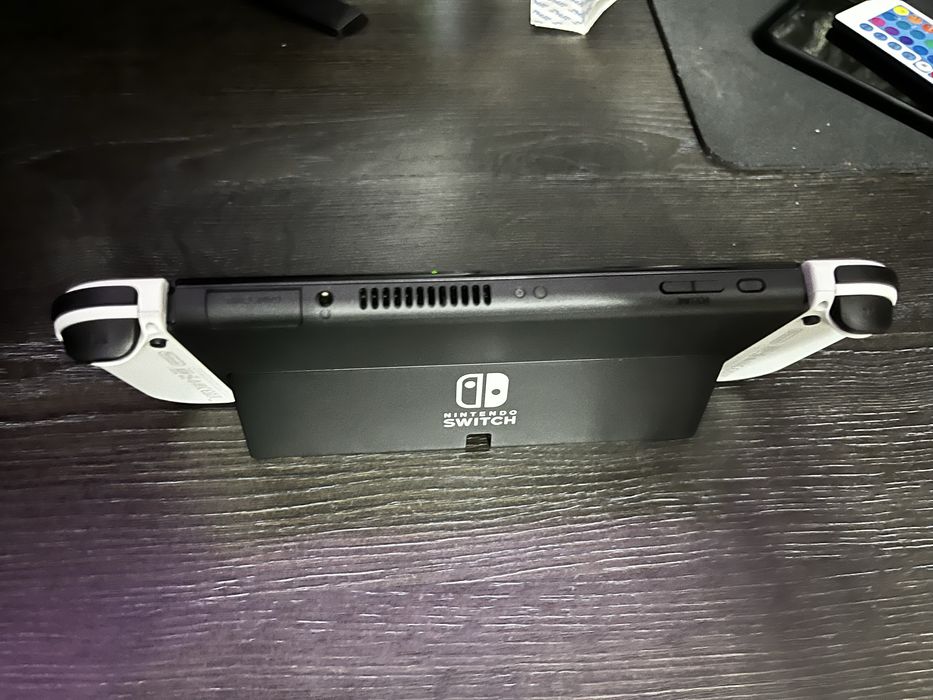 Nintendo Swith Oled