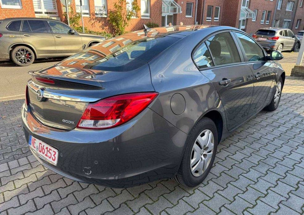 Opel Insignia на части 3 броя