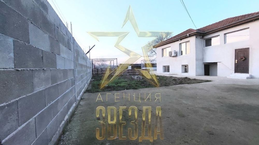 Двуетажна къща за продажба – с. Цалапица, обл. Пловдив