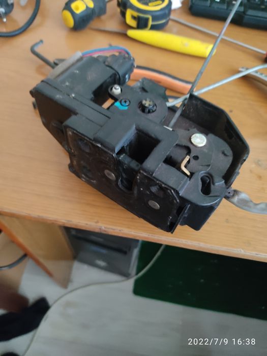 Hundai getz.Замок водительской двери