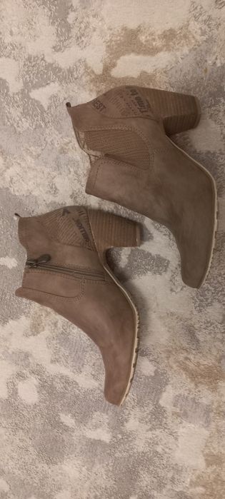 Ботильоны на каблуке