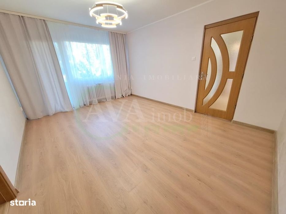 Apartament 3 camere, Renovat 2025, cu 2 balcoane,Bacau