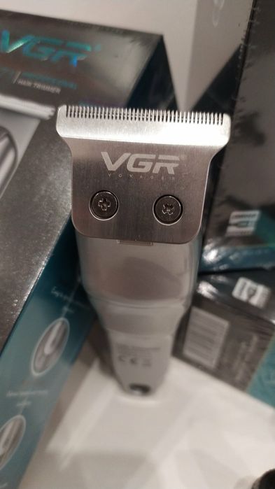 ПРОМО! VGR 071 Машинка Тример за подстригване с две скорости