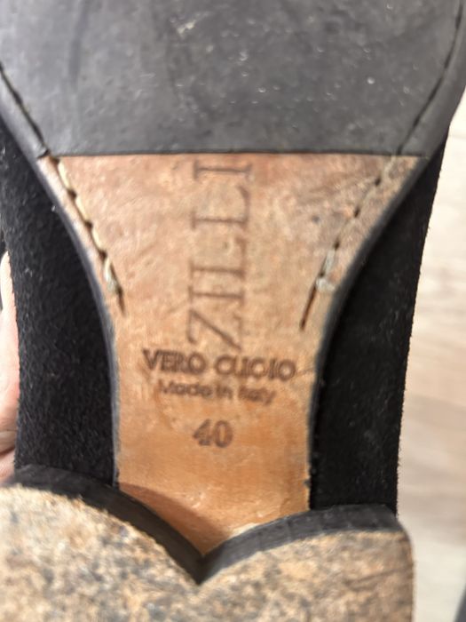 Продам туфли zilli