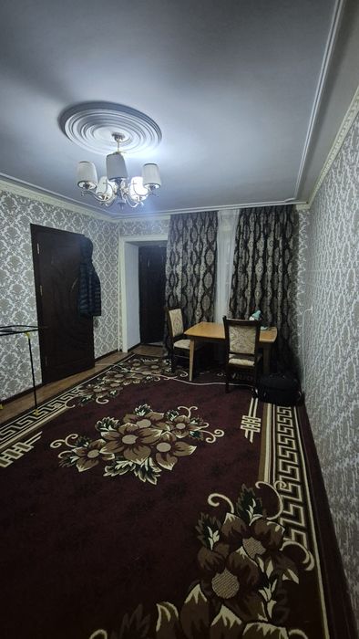 Продается Kvartira sotiladi yunusobod sampi yaqinida 2 xona 3 xona qil