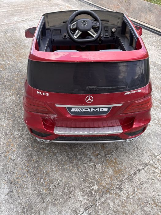 Детска акумолаторна кола “Mercedes”