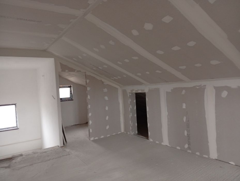 Casa Sendreni 105000 euro 240mp utili 460mp teren