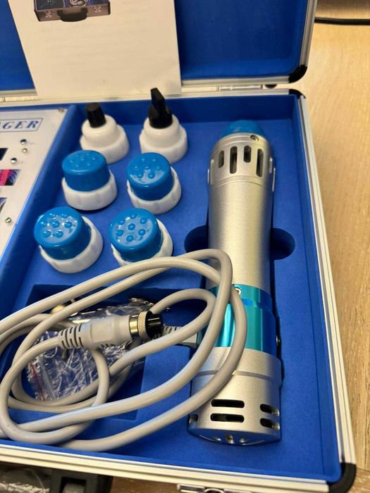 Aparat electric pentru terapie , recuperare musculara , celulita , regenerare si intretinere tesut cutanat , ligamente