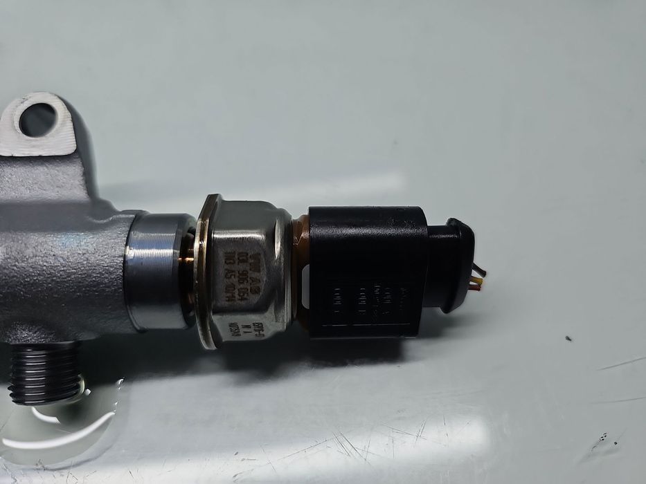 Rampa injectoare AUDI A6 (4G5, C7) [Fabr 2011-2017] 03L130089Q 2.0 TDI
