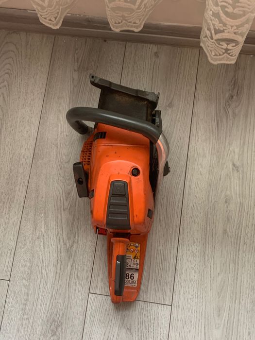 Husqvarna 560 XPG an 2016 in stare de funcționare!