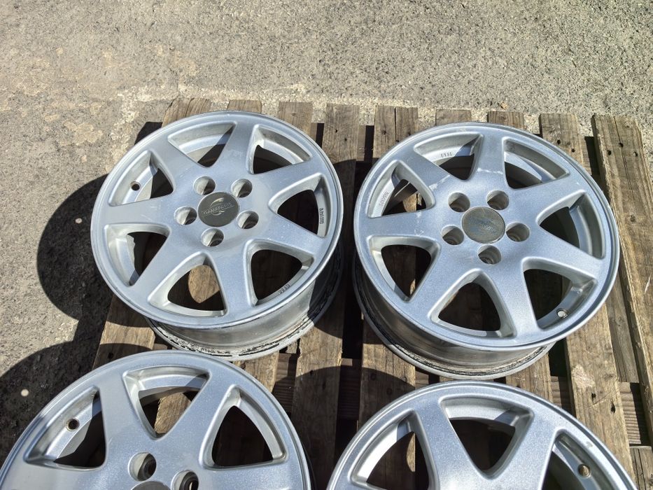 14 цола 5 х 100 мм Фолкваген / ШКОДА / СЕАТ - 6 инча - ЕТ 38