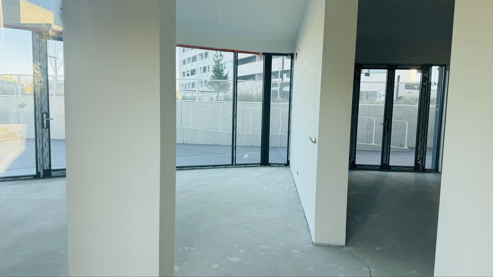 Proprietar ! Spatii Comerciale Avanera Bl.2 ~400mp ( diferite suprafete)
