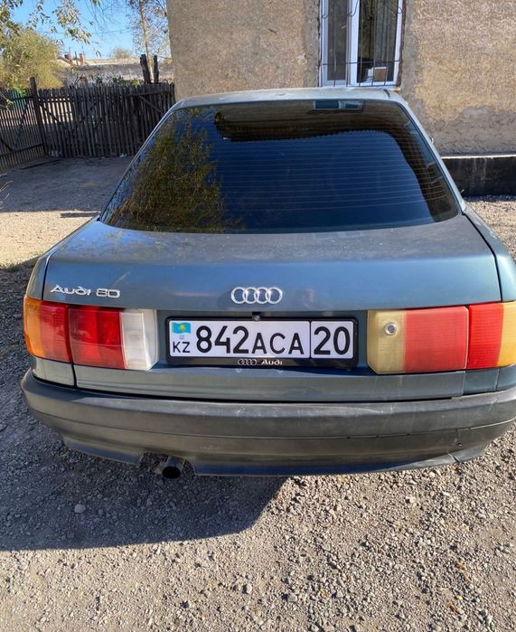 Ауди 80 в хорошом состоянее
