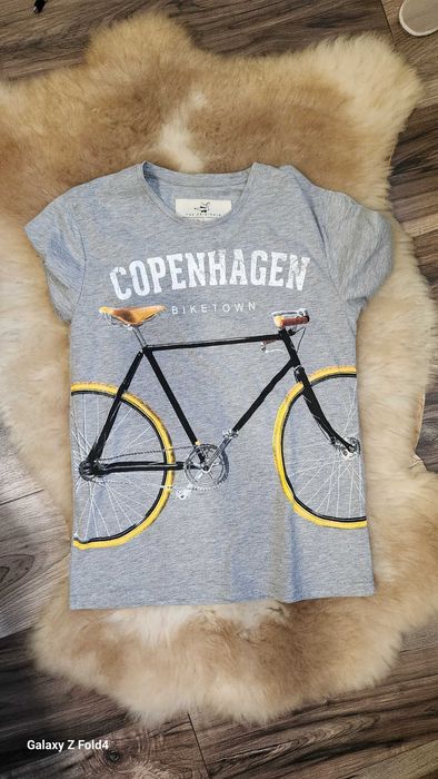 Мъжки тениски S размер