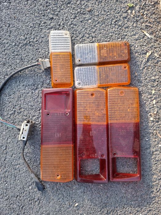 Vand stopuri originale dacia 1300 200 lei ce se vede