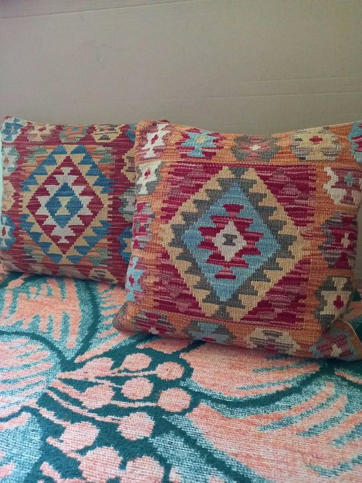 Perna decor de tip kilim chilim saira lana premium tesatura Afganistan India Set 2 Perne Decor