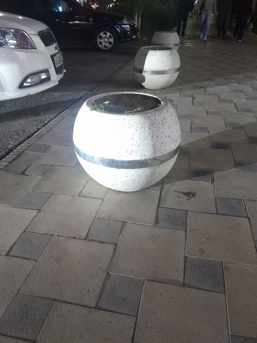 Вазоны. Тувак. Урна.