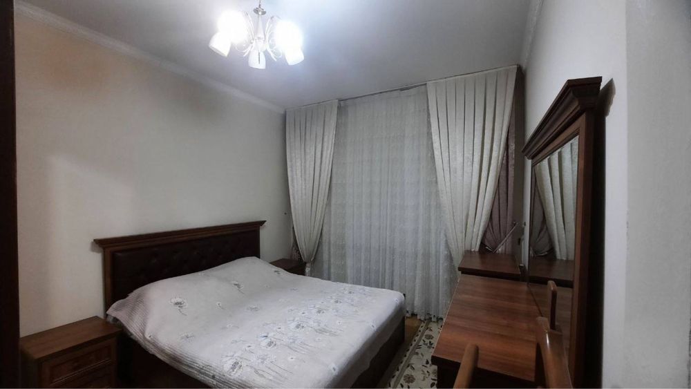 Продается Квартира Карасу 3 базарчик Мирзо Улукбек район 3/5/5