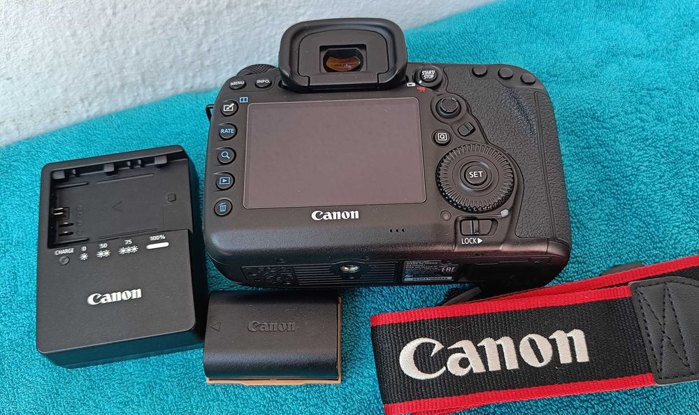 Canon 5D Mark IV