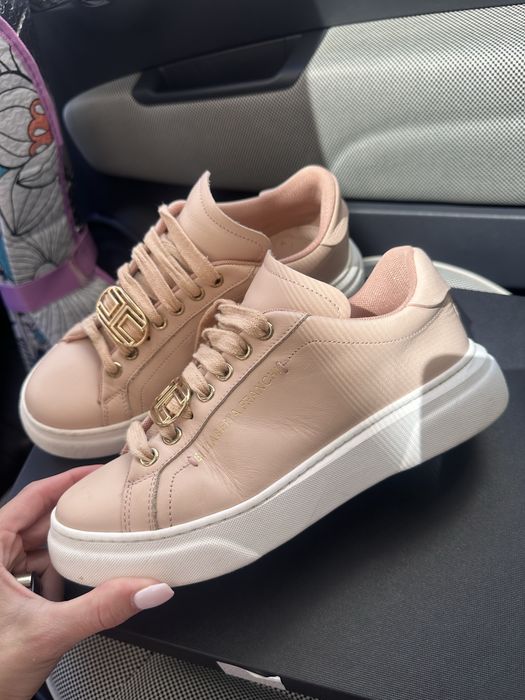 Elisabetta Franchi сникърси, естествена кожа