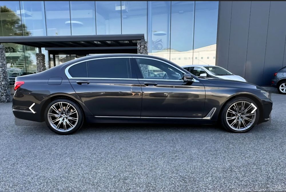 BMW Seria 7 BMW Seria 7 730d Long xDrive