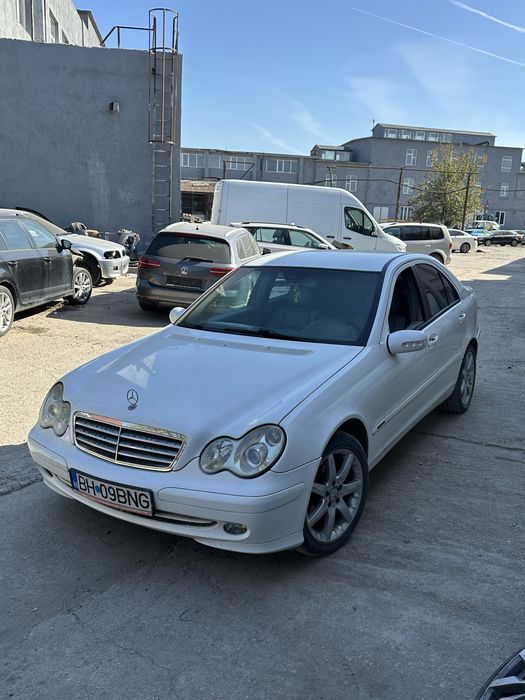 Mercedes-Benz C-Class W203
