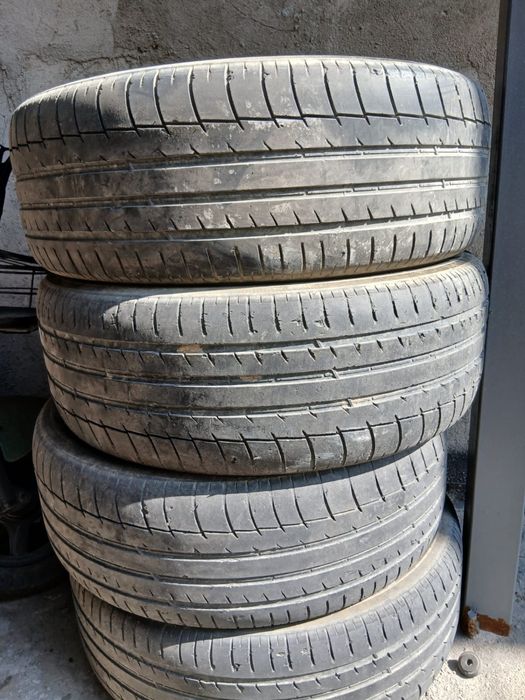 Шины бу 225/55/18