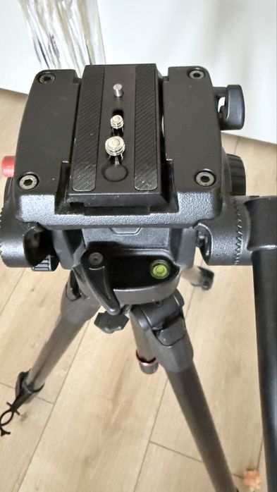 Kit trepied foto/video Manfrotto 755XB + 501HDV