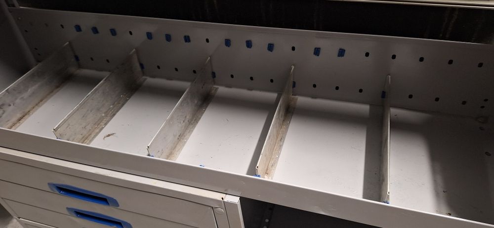 Стелаж  за   бус