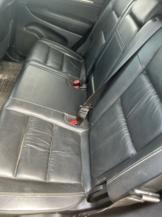 Dezmembrez Jeep Grand Cherokee