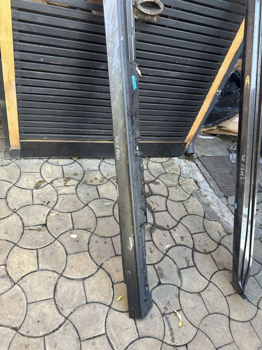 Ornament prag stanga Mazda 3 2019/2020/2021/2022/2023