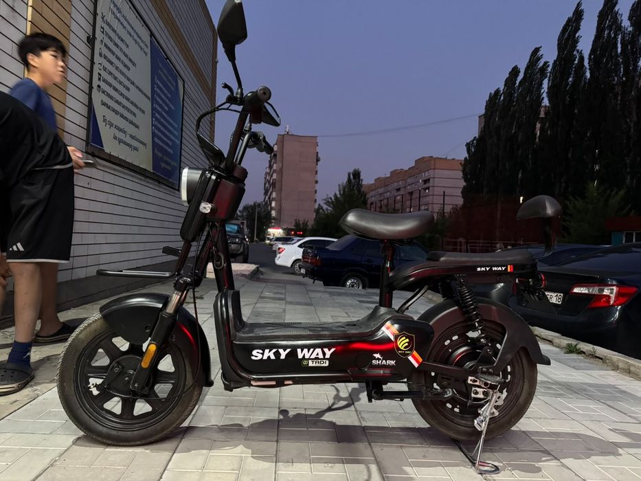 Продаётся электро мопед Sky way tadi