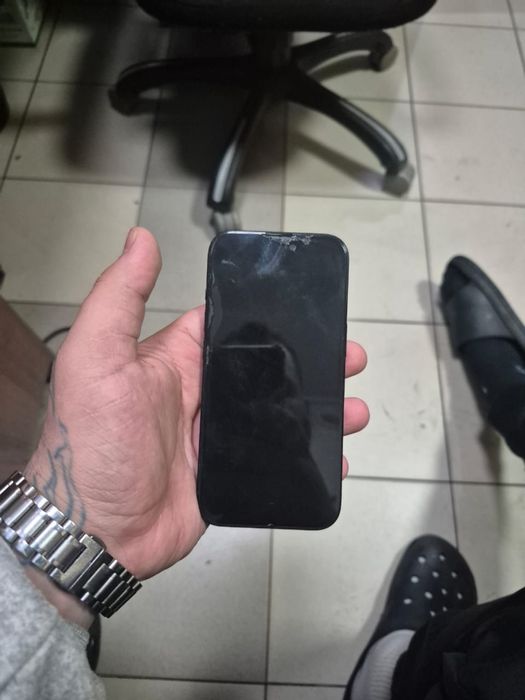 Айфон 15 128гб акб 100