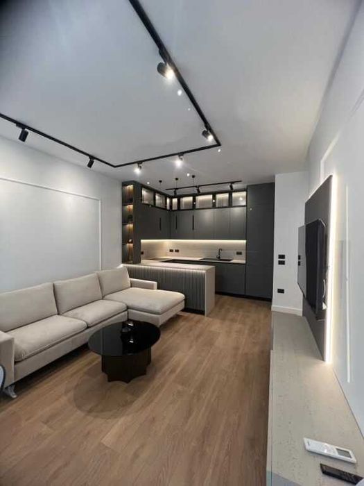 Продава се Тристаен апартамент в София, Манастирски ливади - 106 кв.м за 1491 €/кв.м - Снимка #3