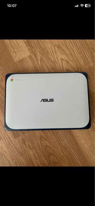 Laptop Asus ChromeOS display 12,6 led,4gb ram,ssd disk perfect funcțional baterie buna vine cu incarcator.Trimit prin curier.