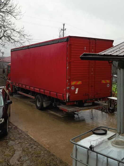 Iveco eurocargo 120e240 cu lift în perfecte condiții de funcționare