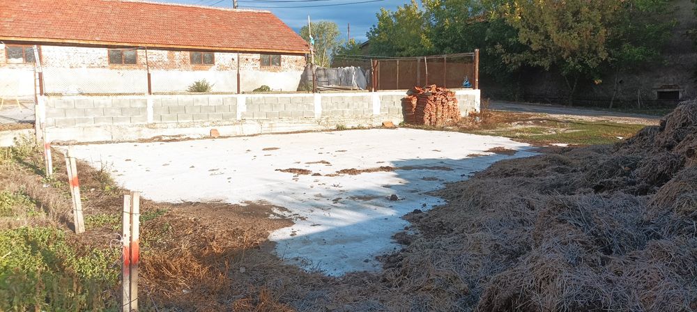 Продава се Промишлена сграда в с. Кирилово, Област Ямбол - 3592 кв.м за 17 €/кв.м - Снимка #3