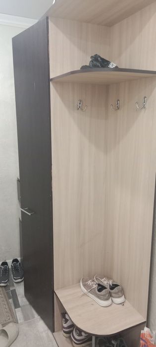 Шкаф для прихожей
