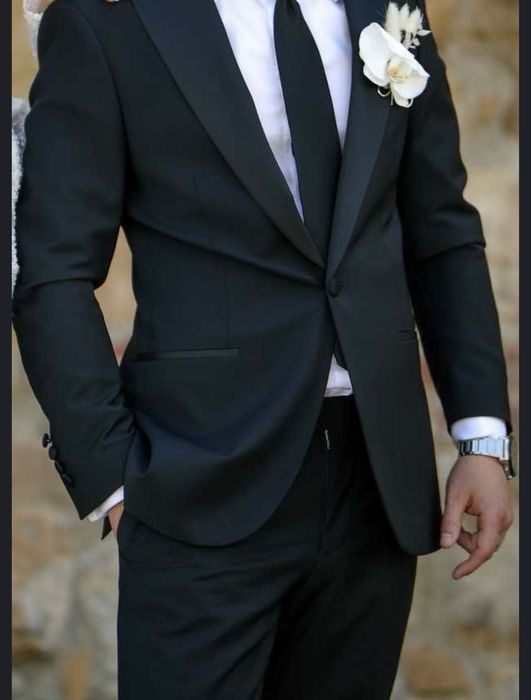 Vand sacou negru rever din matase pt ceremonie / evenimente !