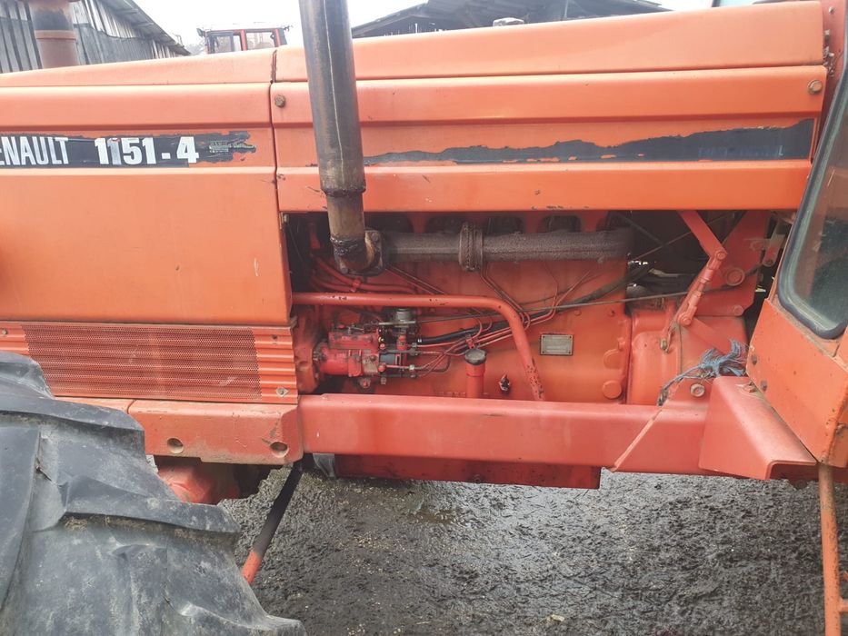 Tractor Renault 1151-4