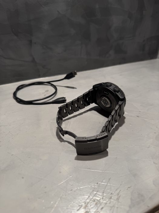 КАТО НОВ Garmin Fenix 8 Pro 51 mm + titanium bracelet