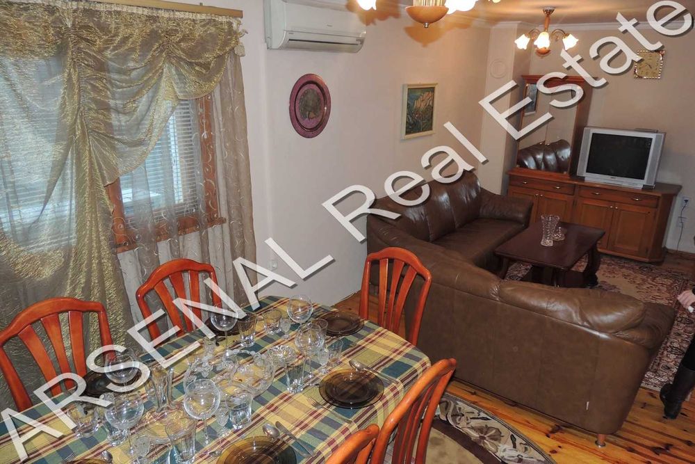 Дава се под наем Тристаен апартамент в София, Център - 105 кв.м за 550 € - Снимка #5