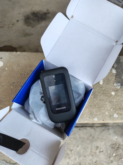 Vând telefon cu clapă