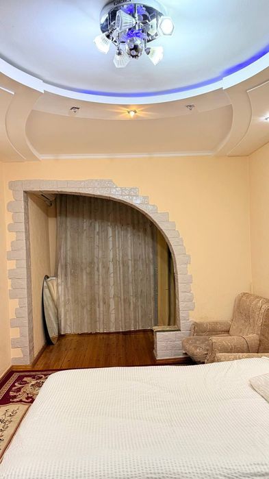 Срочно Продам квартира Юнусабад 8- квартал на против Биллур 3 комнатна