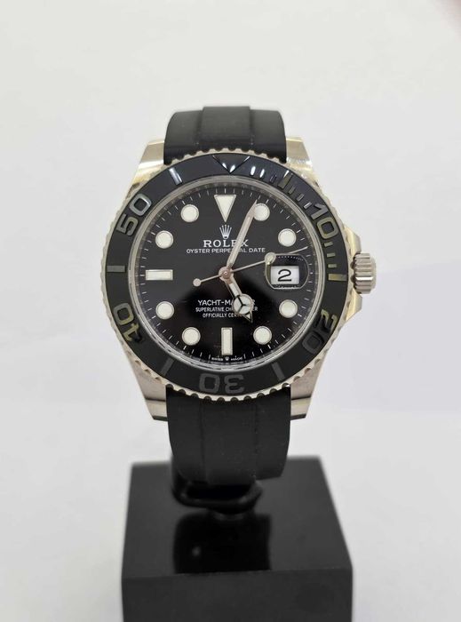 Rolex Yacht-Master 42 — 18k White Gold, Black Dial, Oysterflex